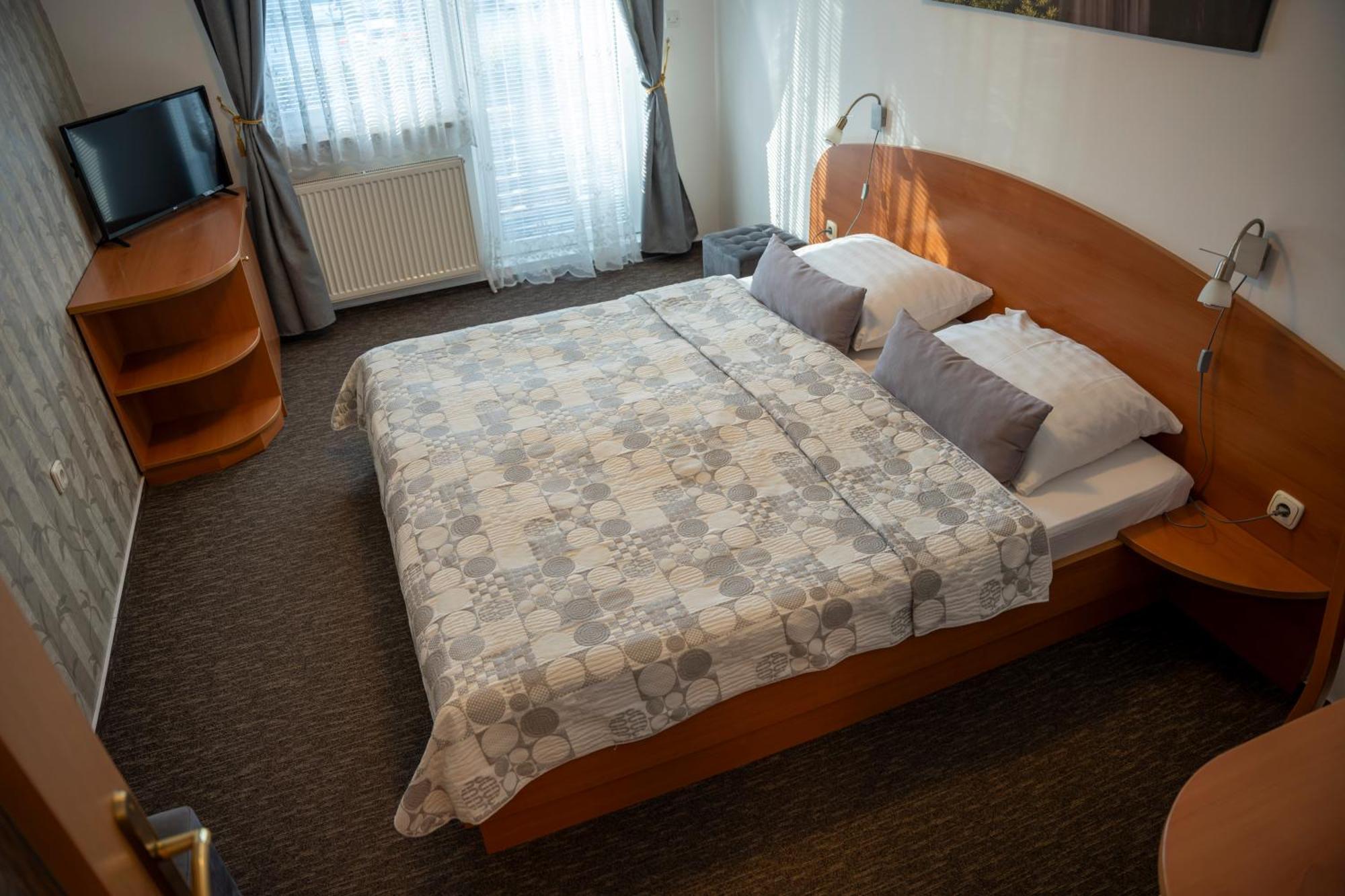 B&B Brezov Gaj Kranjska Gora Esterno foto